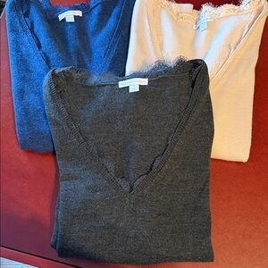 (3) NY&Co Women's V-Neck Sweaters - Dark Gray, Navy, Light Pink Size XL